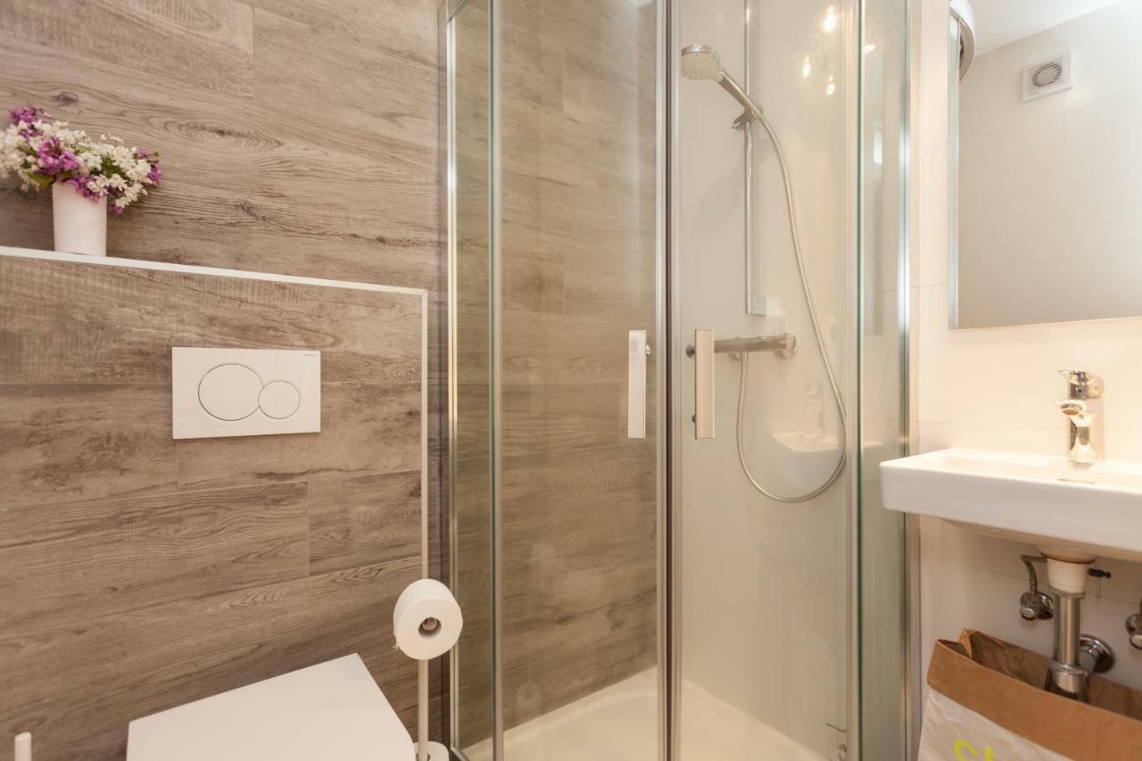Apartments Stube 4 罗维尼 外观 照片
